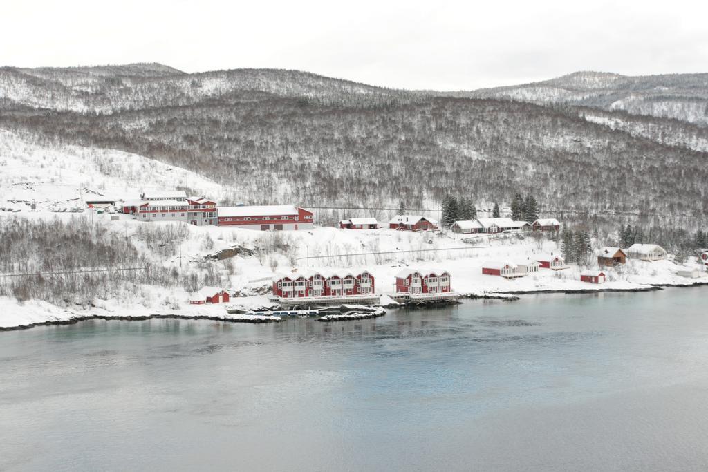 Tjeldsundbrua Hotel Skanland Экстерьер фото